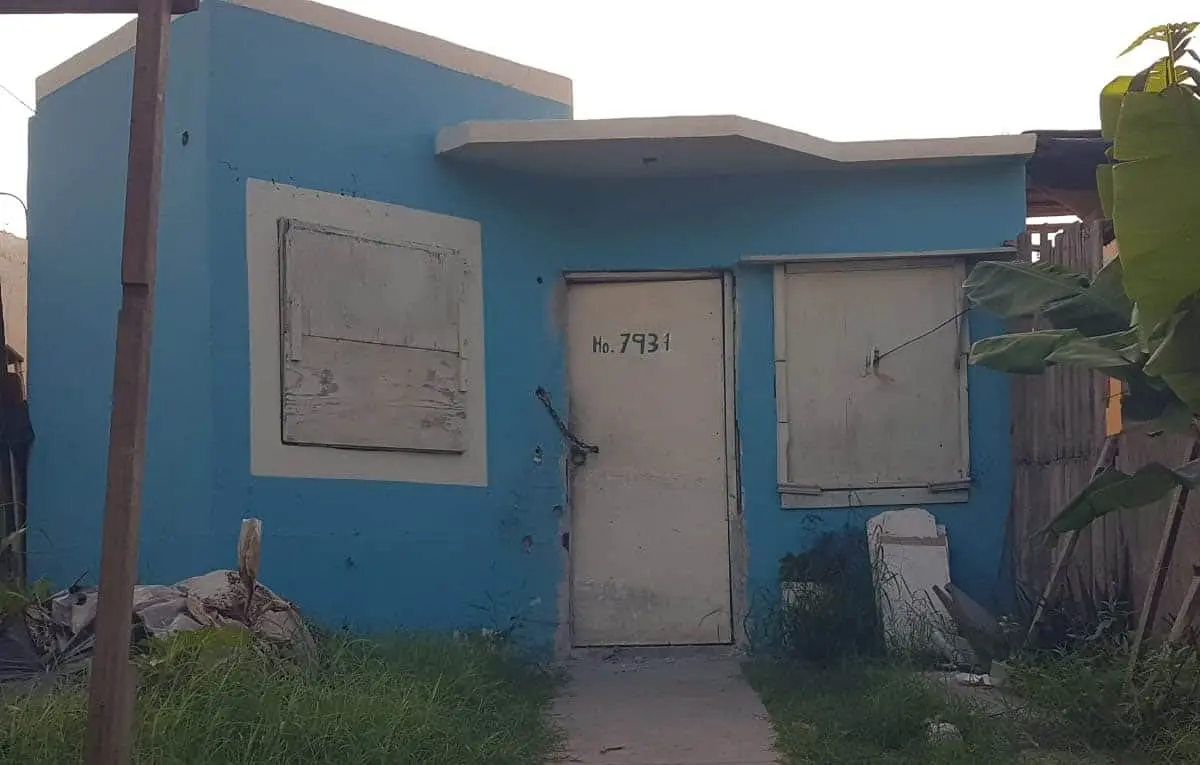 Tirotean casa en Nueva Galicia