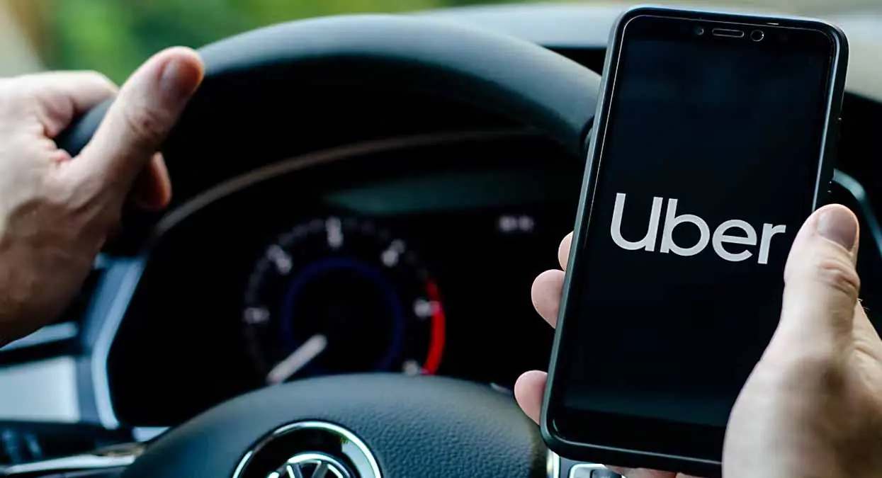 Piden frenar Uber