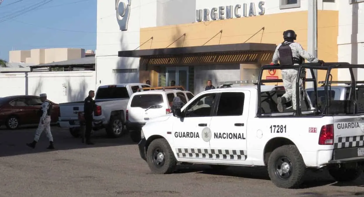 Persiguen y acribillan a familia