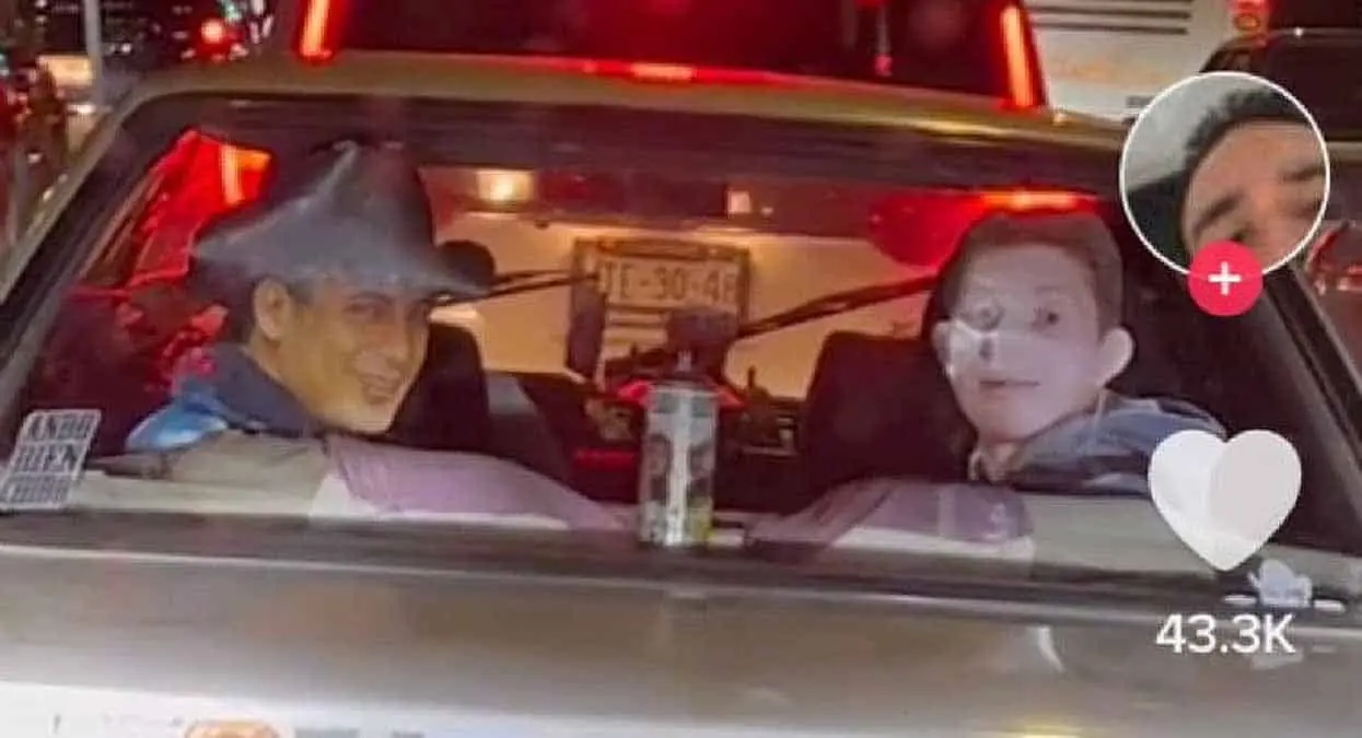 VIDEO. Taxista lleva dos inolvidables y eternos pasajeros