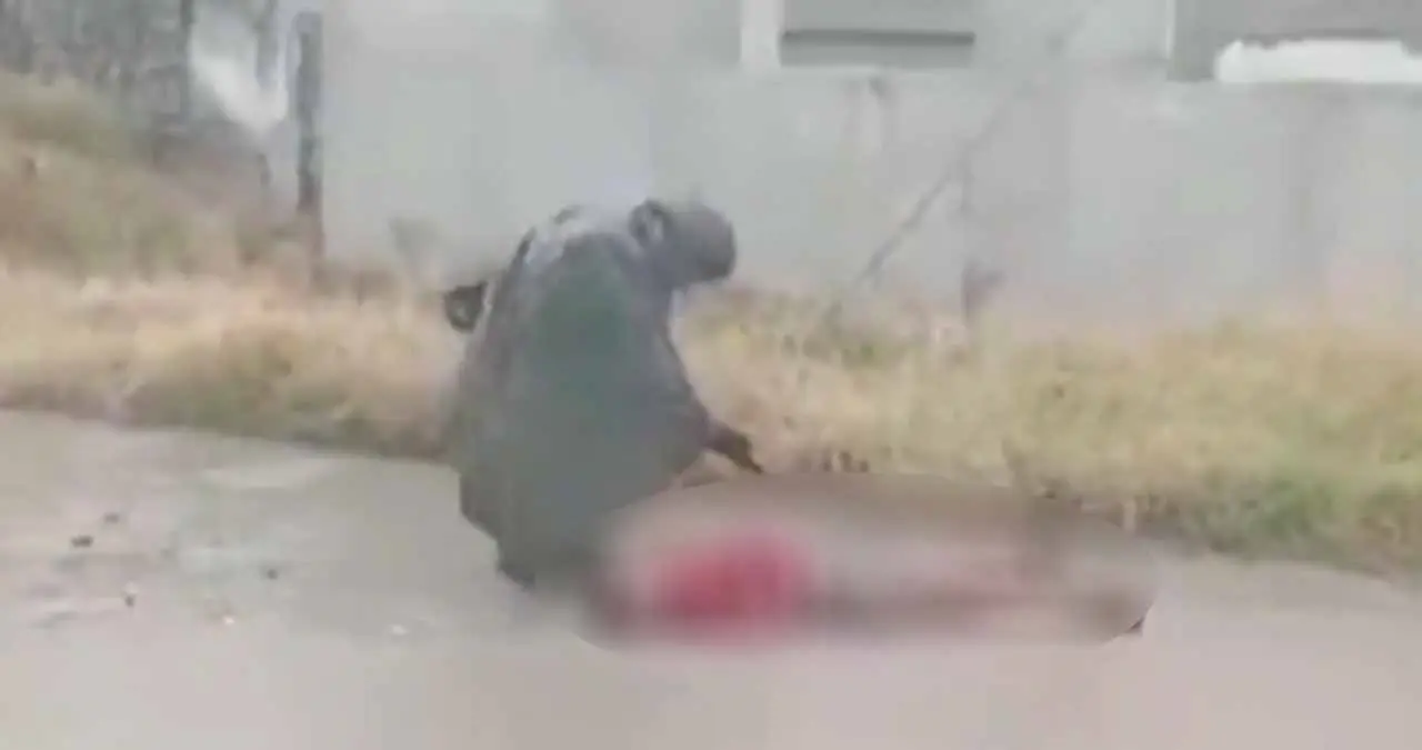 Video. Ejército rescata a niño electrocutado en Sinaloa