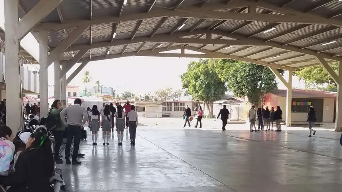 Tendrán megapuente alumnos de educación básica