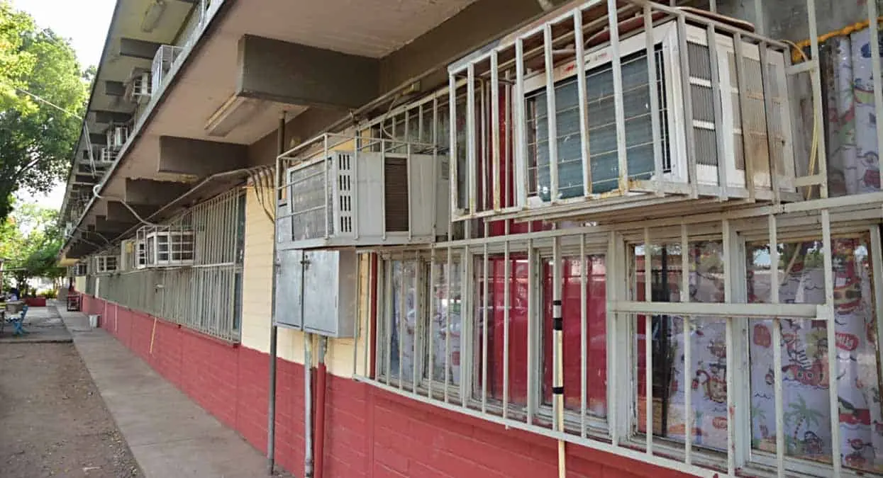 Delincuentes dejan a oscuras una escuela primaria