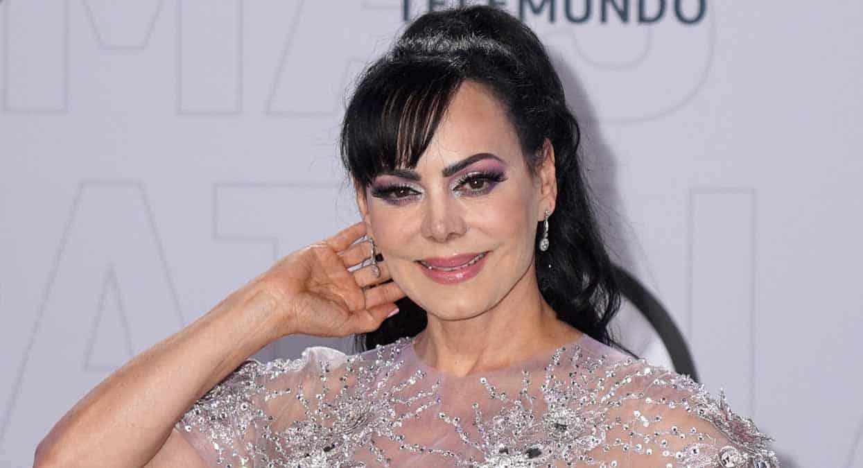 Maribel Guardia IMPACTANTE en superajustada prenda... ¡Y no se le ve la panza!