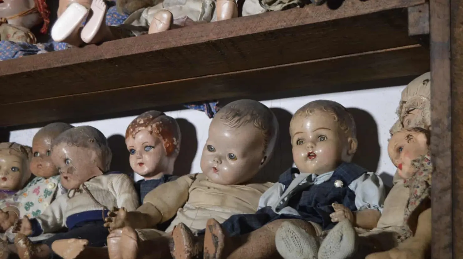 Conoce las muñecas con incrustaciones de dientes humanos en el Museo de Etchojoa