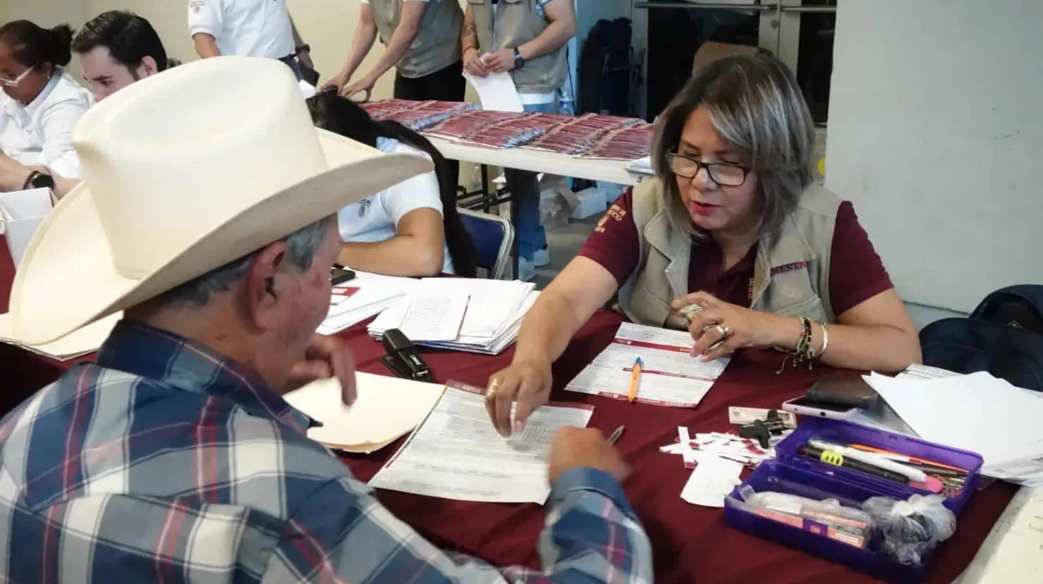Amplían cambio de tarjetas BBVA a Bienestar