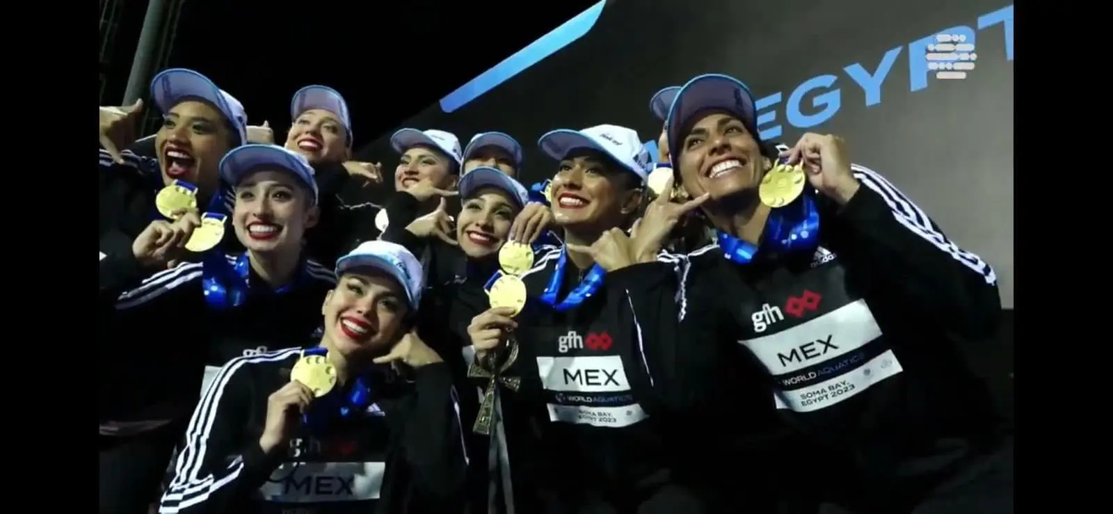 Logra México medalla de oro en nado sincronizado