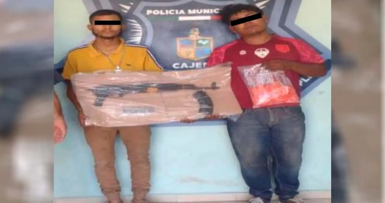 Capturan a motociclistas armados y con droga en Cajeme