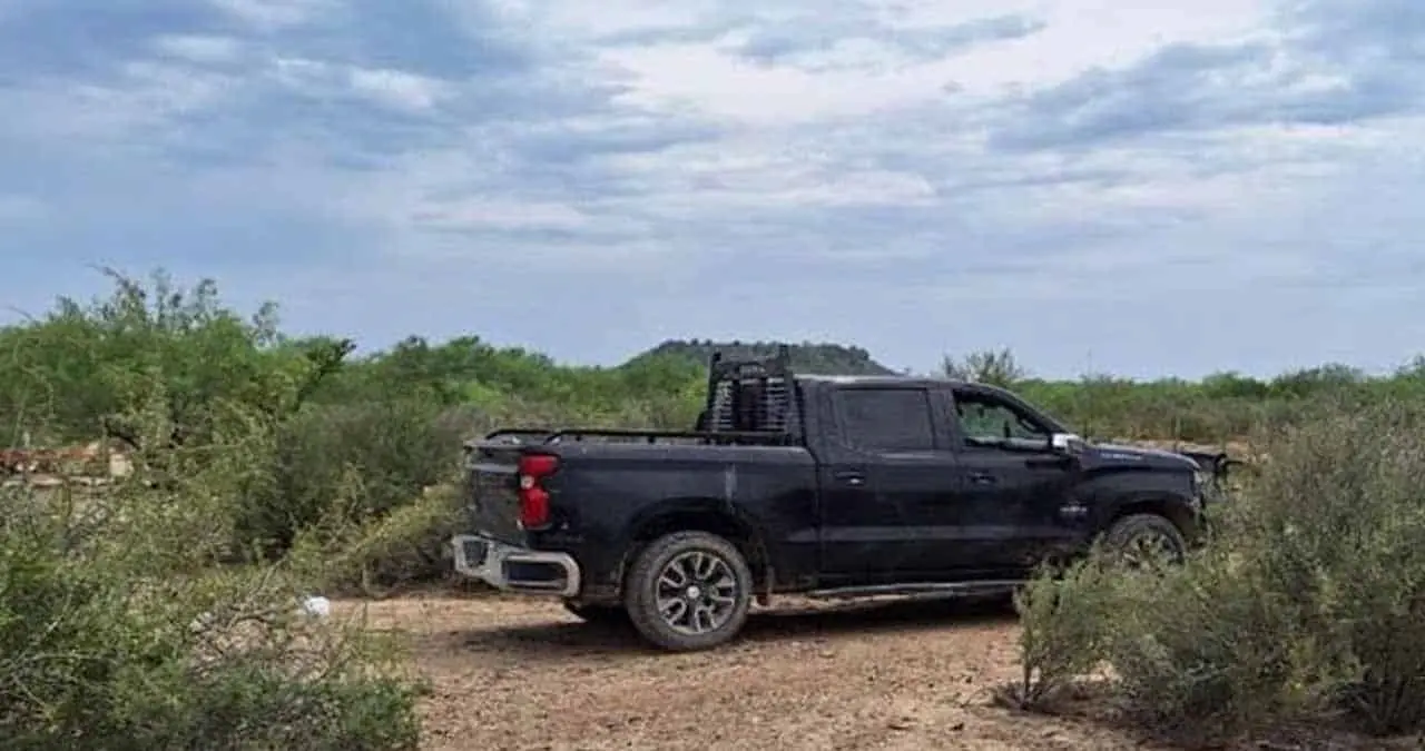 Enfrentamiento armado en carretera federal deja 10 presuntos sicarios muertos