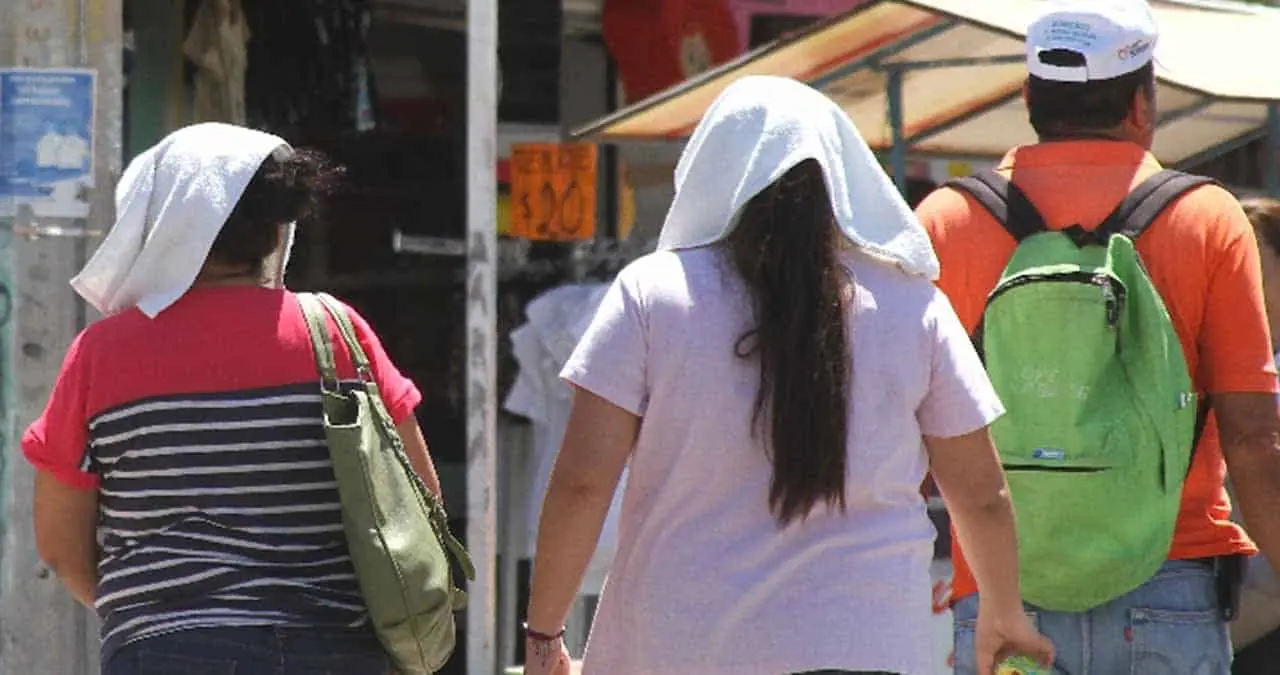 Acecha ola de calor