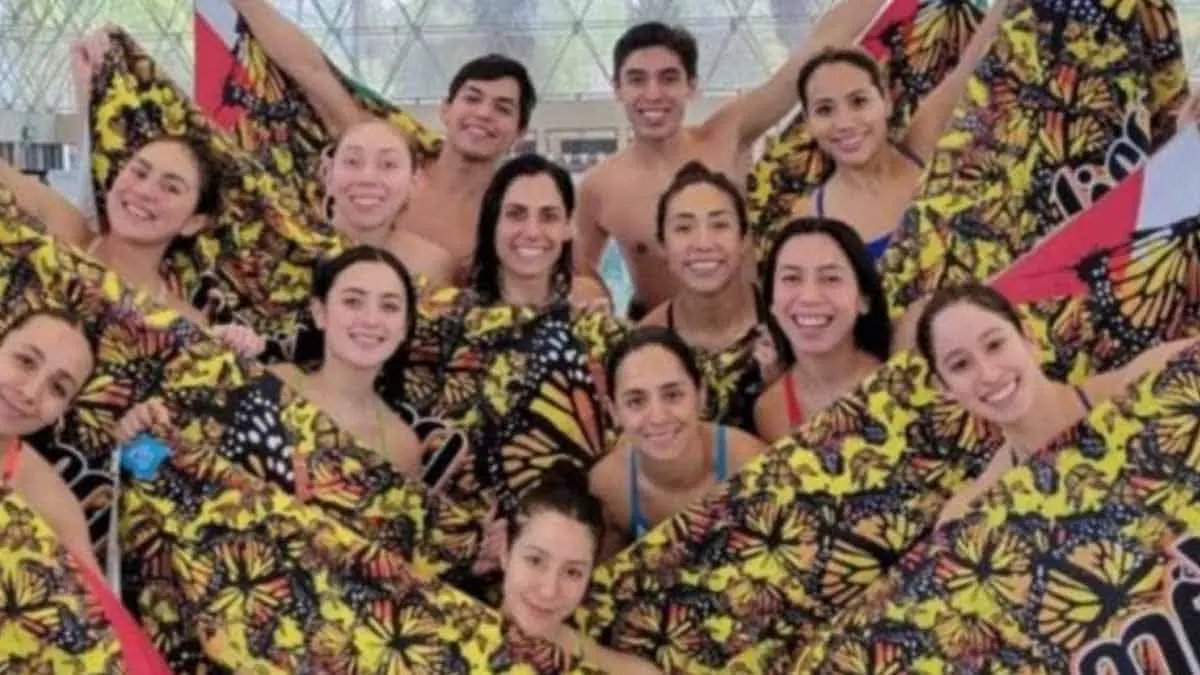 Tupperware declara agotadas las botellas que lanzó para apoyar a las nadadoras mexicanas