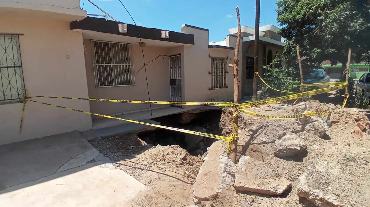 Por los socavones, familias de fraccionamiento de Hermosillo dejan sus hogares; cada vez son menos de acuerdo a Protección Civil