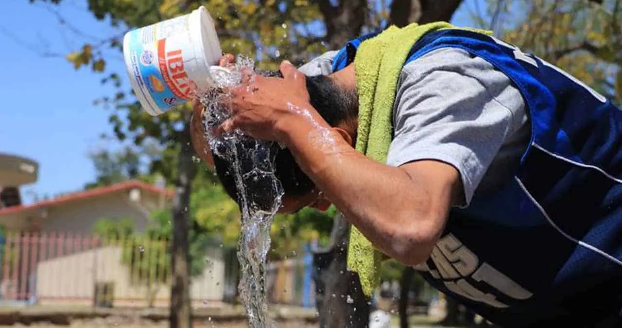 Piden mantener calma ante calor