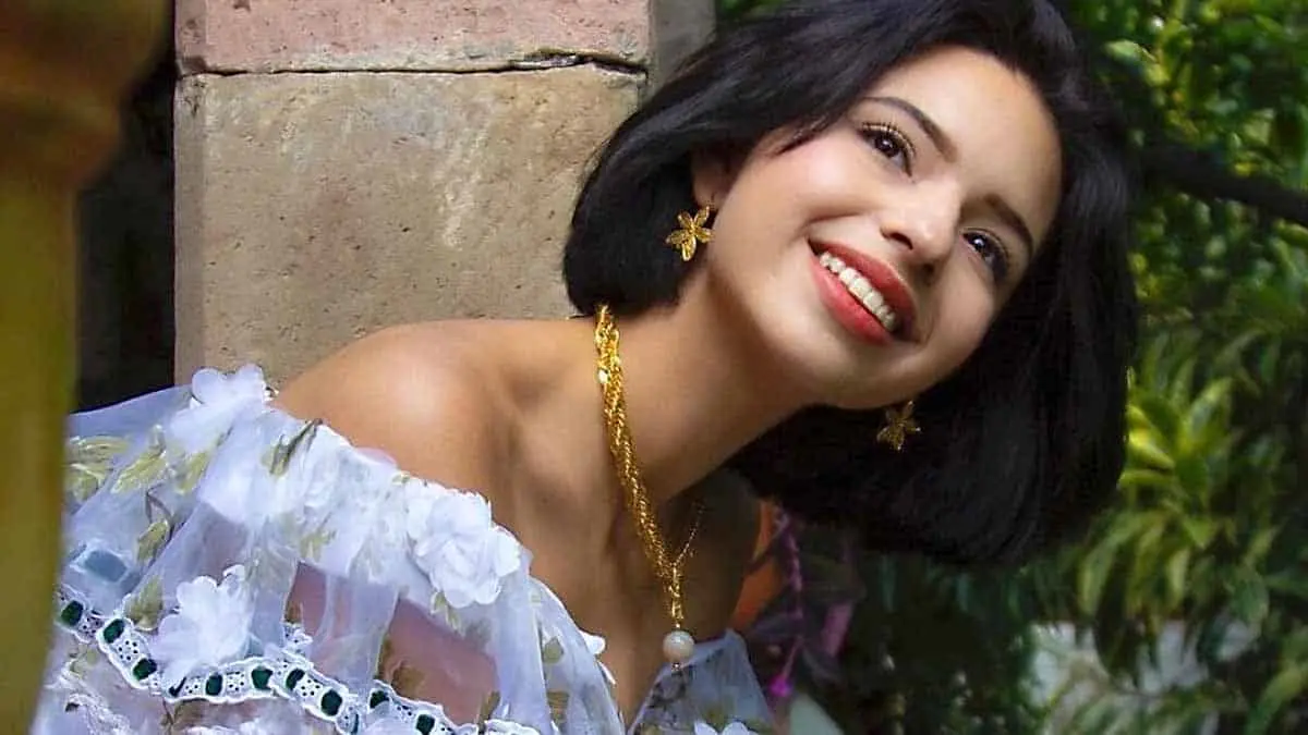 Filtran foto de Ángela Aguilar como nunca la habías visto