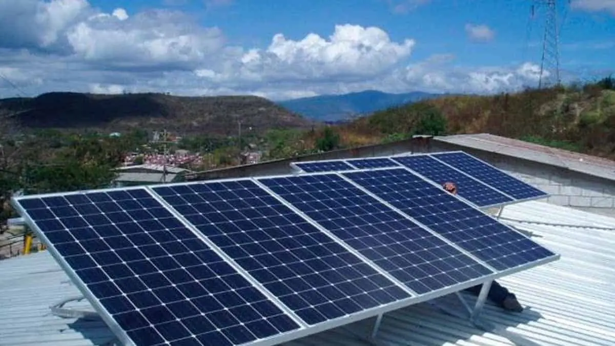 CFE: Así puedes solicitar paneles solares y ahorrar energía