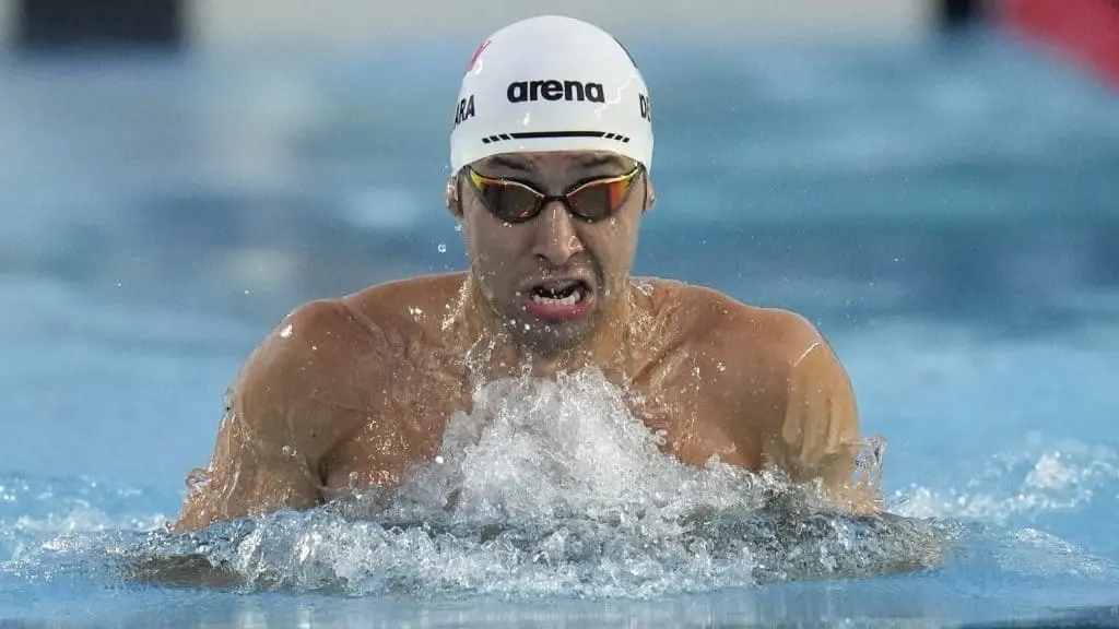 Miguel de Lara rompe récord de 50 metros pecho en Mundial de Japón