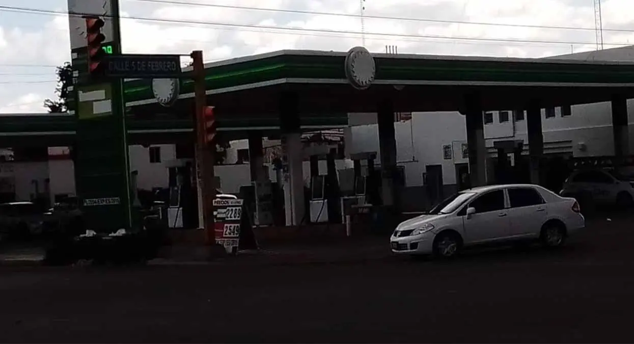 Profeco: ¿A qué hora conviene más cargar gasolina para el carro?