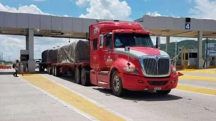 Capufe: Denuncian mal estado en tramos de la Carretera Federal México 15