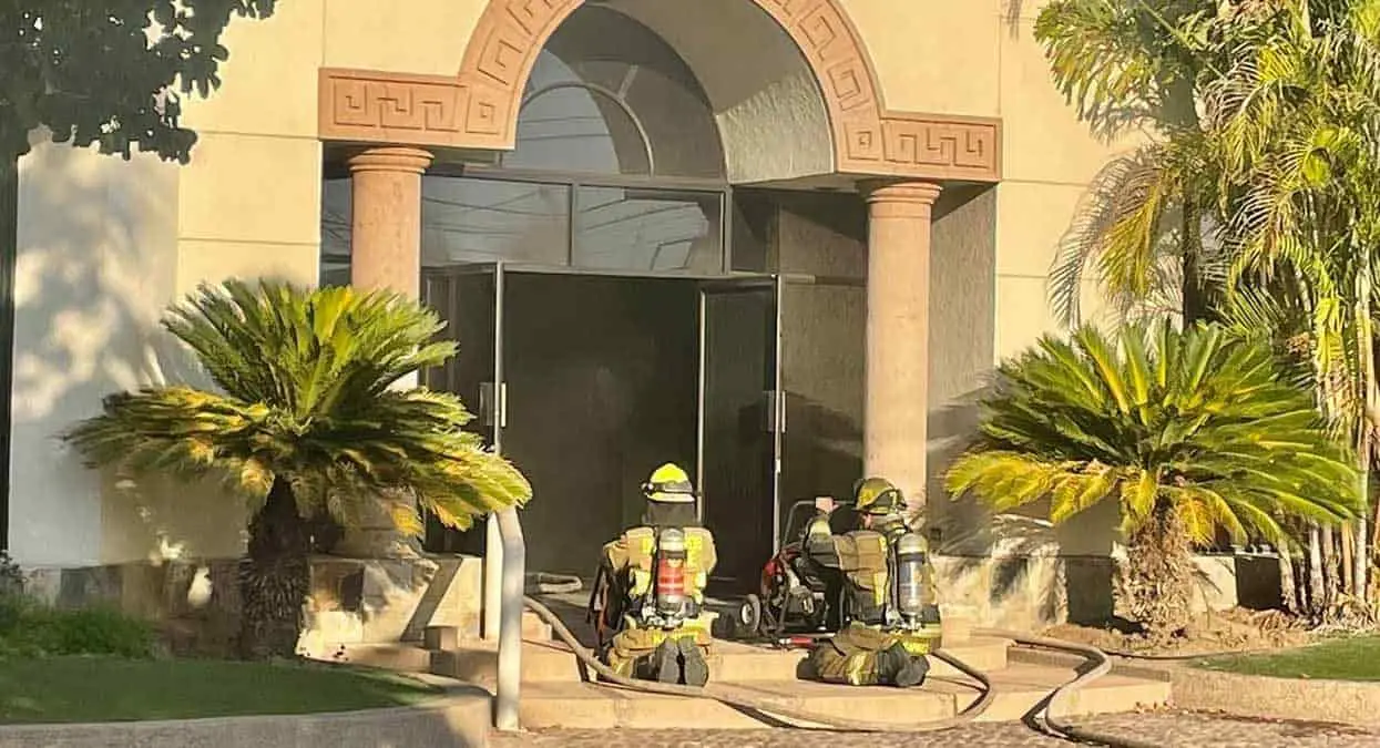 Se incendian oficinas de la Unión de Porcicultores en Cajeme