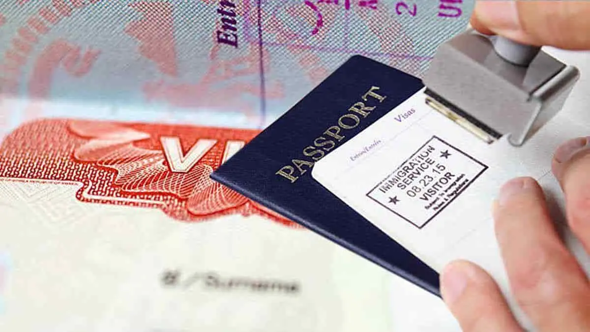 ¿Puede alguna empresa garantizar la aprobación de la visa americana?