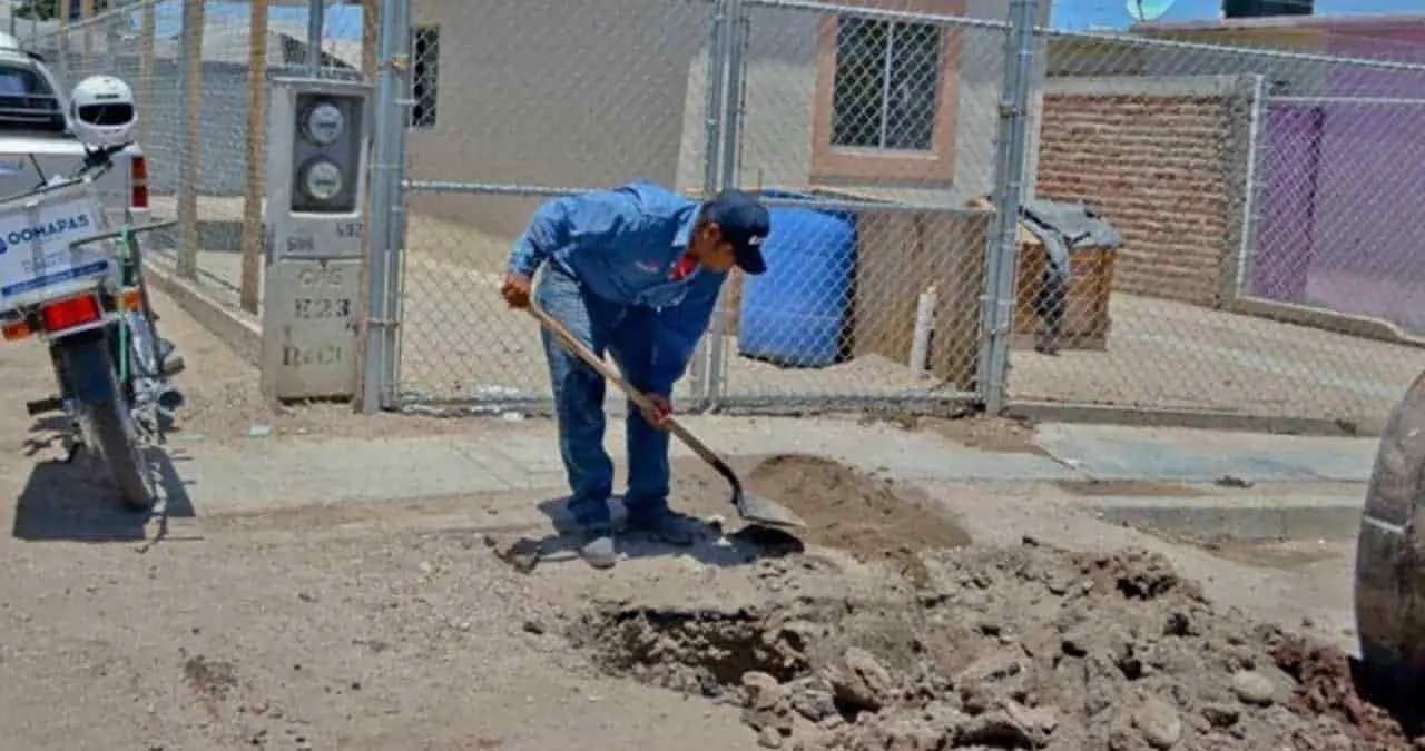 Vecinos usan agua, pero robada de red
