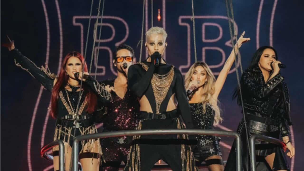 RBD lanza colaboración con la compañía Mattel, de esto se trata