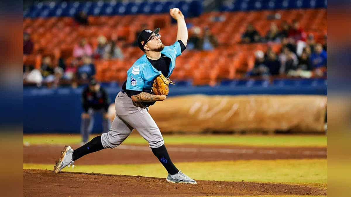 Yaquis gana el del honor con soberbia actuación de Faustino Carrera