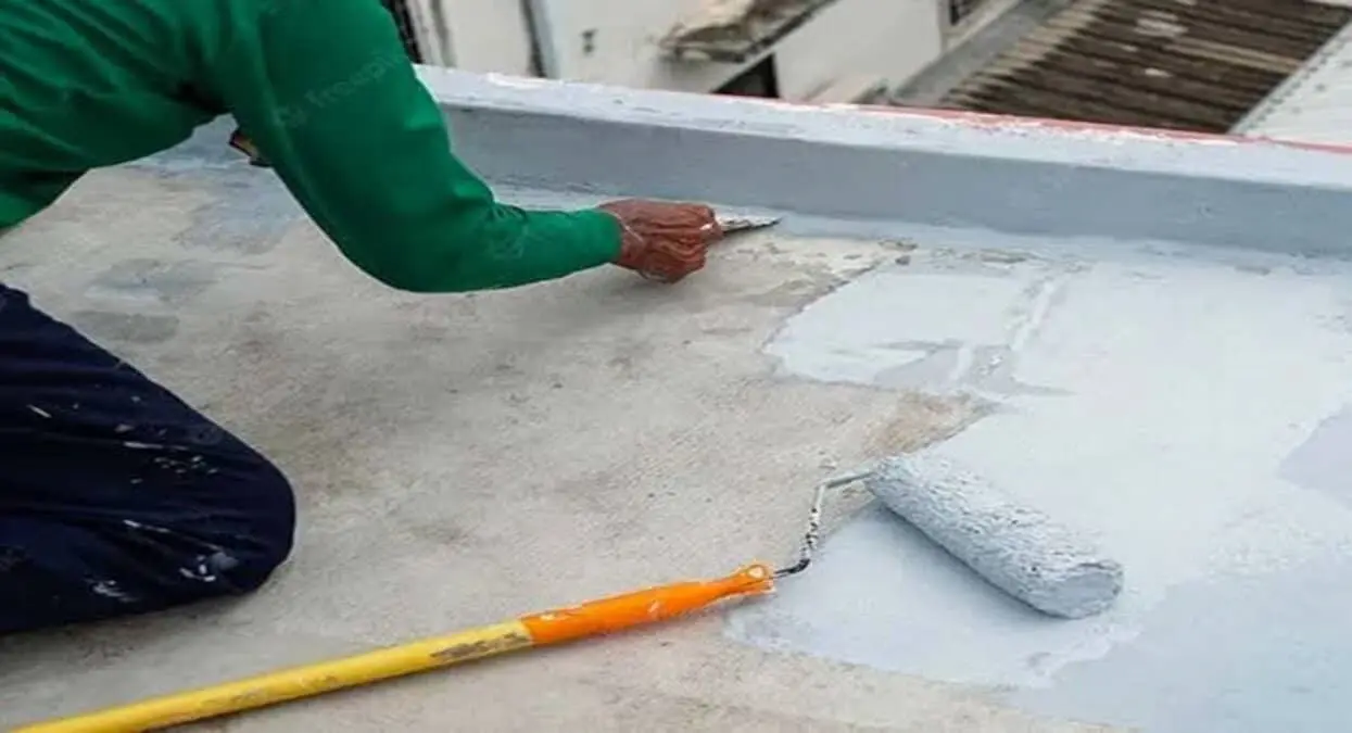 Así puedes hacer un impermeabilizante casero para proteger tu techo de la lluvia