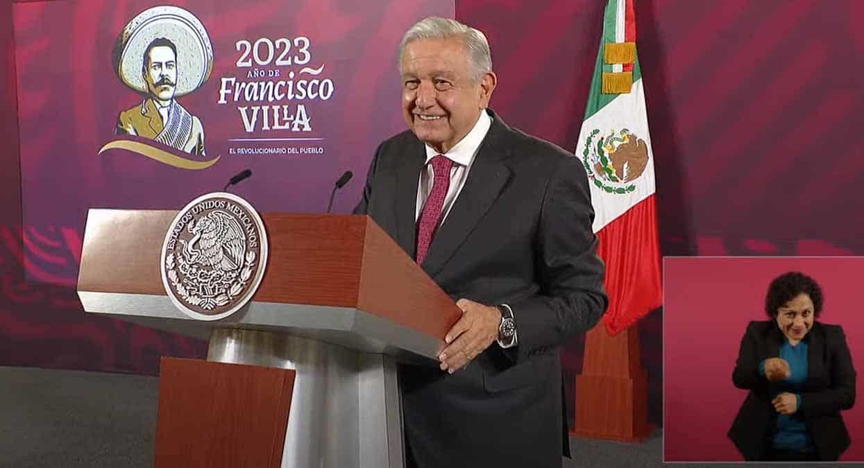 AMLO se compromete a agilizar el cruce fronterizo