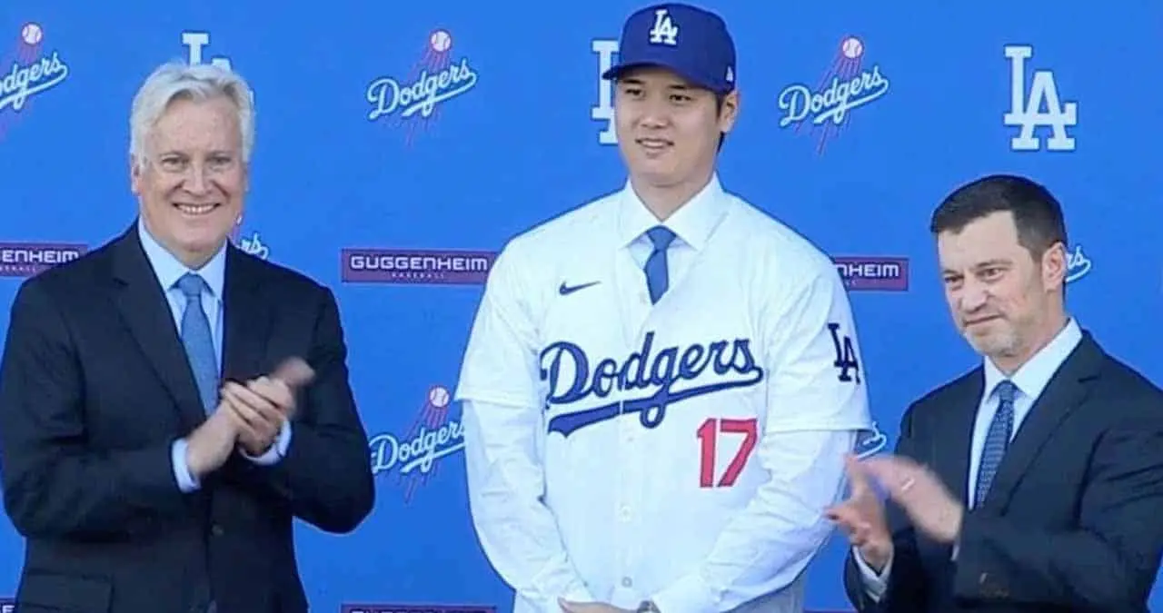 Shohei Ohtani, el jugador más caro de la historia, es presentado con Dodgers de Los Ángeles