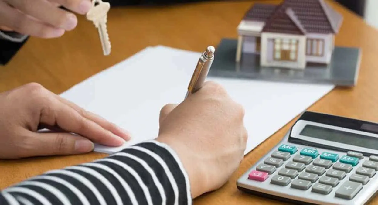 ¿Qué es lo que lleva un contrato de arrendamiento al momento de rentar una casa?