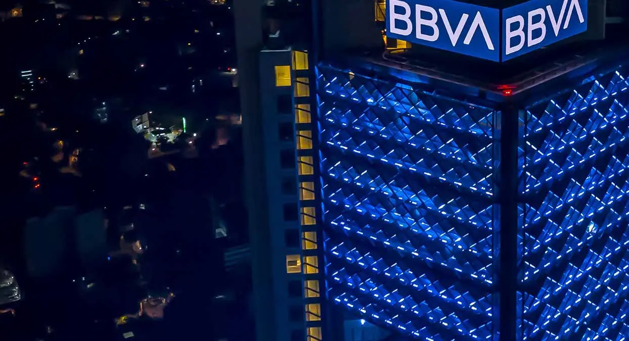 BBVA cobrará más comisión si no pagas a tiempo, ¿a partir de cuándo inicia el aumento?