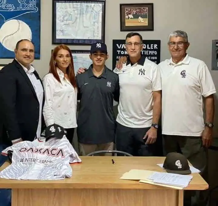 Joven prospecto nacido en Mazatlán, Sinaloa firma con Yankees de Nueva York