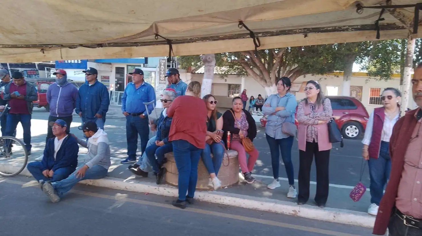 En Huatabampo trabajadores de Oomapash mantienen paro laboral
