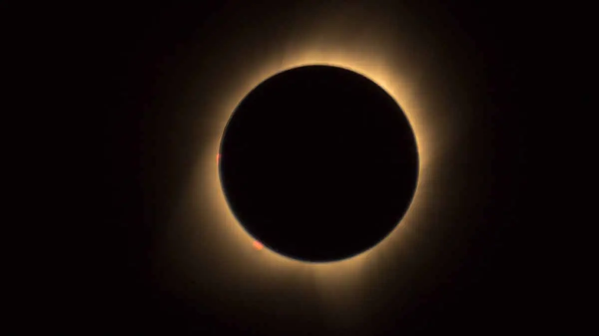 Eclipse Solar: ¿Cómo saber si los lentes para observar el evento astronómico son falsos?