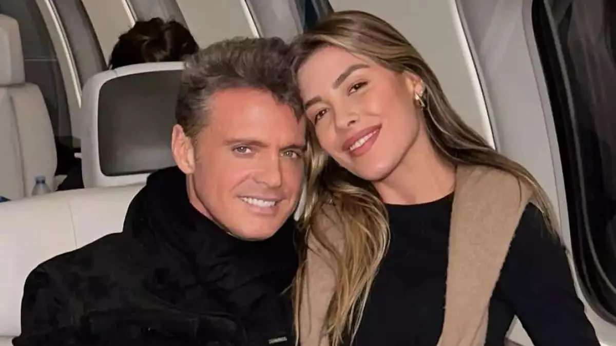 Michelle Salas publica foto junto a Luis Miguel, y las redes estallan