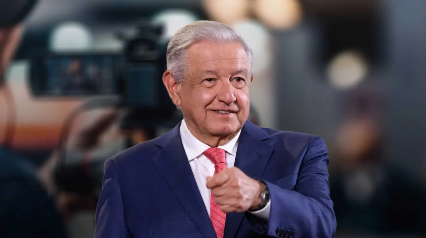 ¿Son los únicos? AMLO pide mayor pluralidad a medios de comunicación