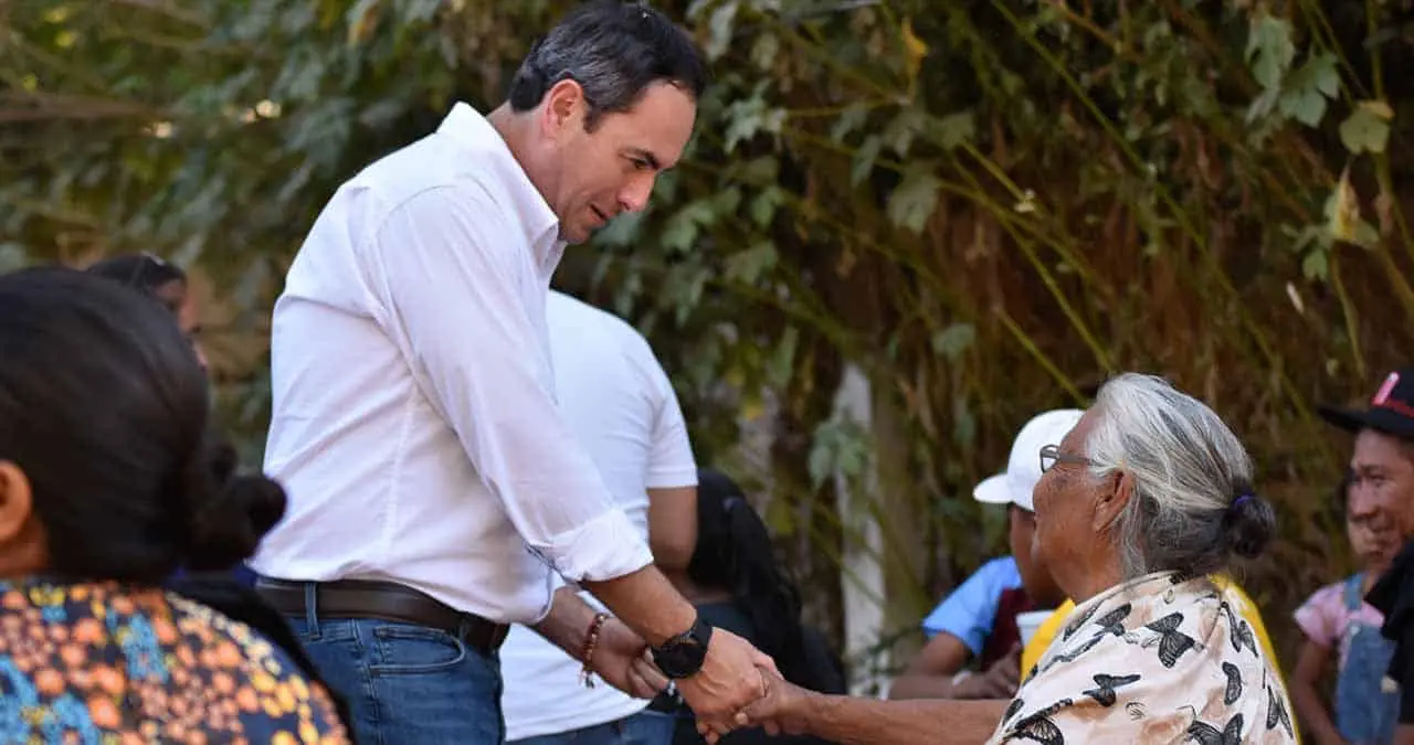 Más atención para adultos mayores: Armando Alcalá