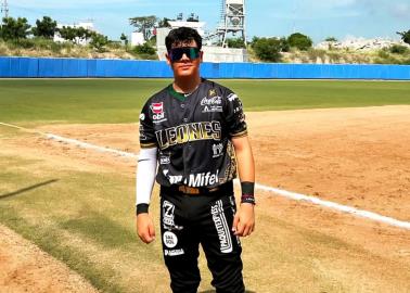 Sergio Contreras, primera firma del 2024 del Club Yaquis de Obregón