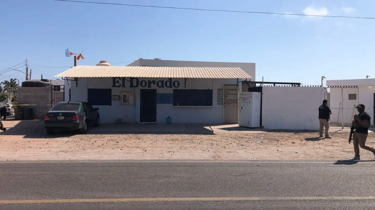 Guaymas: Aseguran armas largas en vehículo de sujetos neutralizados 