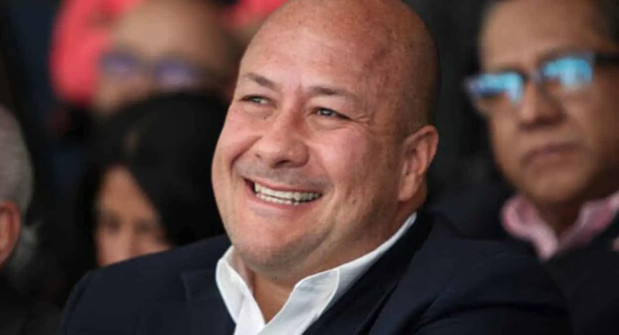Enrique Alfaro pide licencia como gobernador de Jalisco