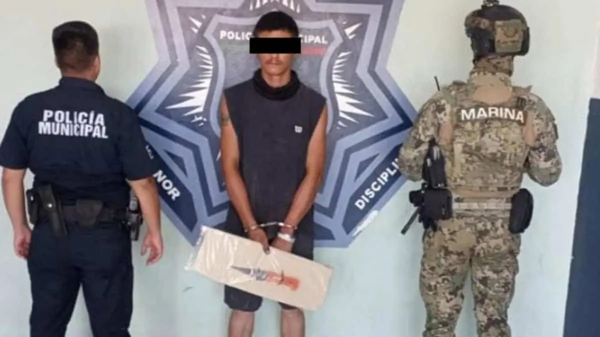 Capturan a sujeto con arma blanca en Ciudad Obregón
