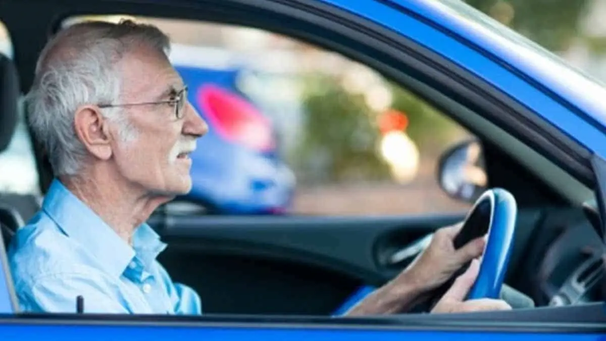 Licencia de conducir: ¿Cuál es la edad límite para poder renovarla?