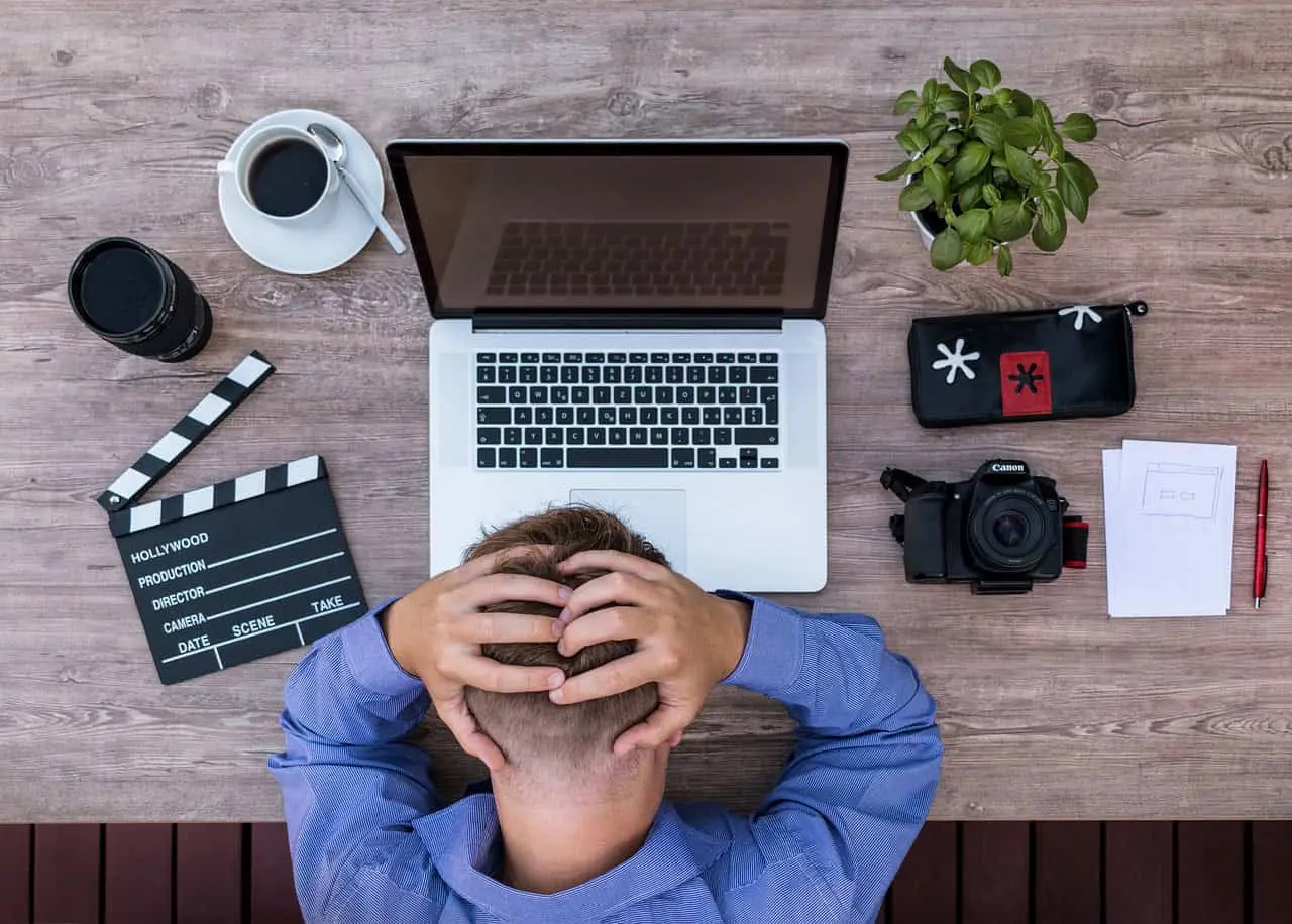 El mundo actual exige modificaciones en las prestaciones laborales. Foto: Pixabay / Lukas Bieri
