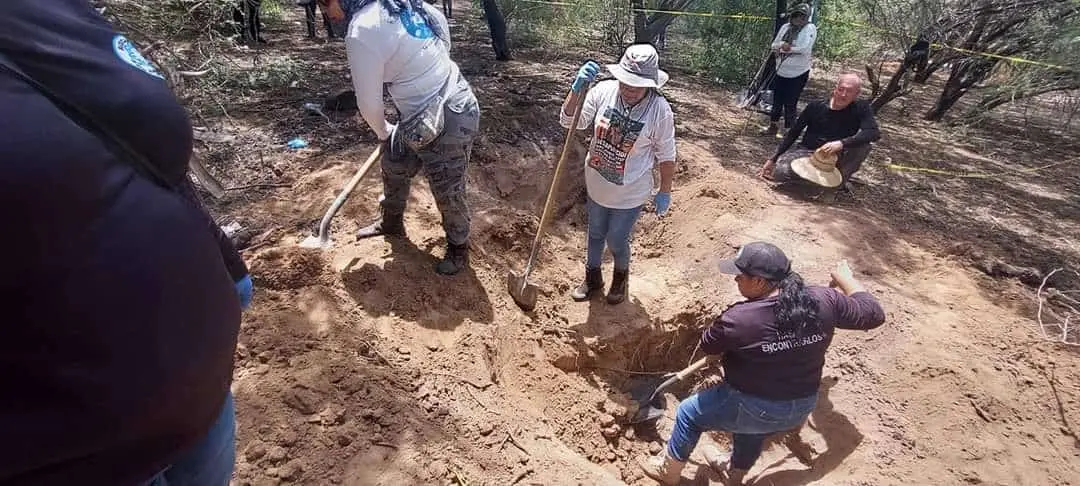 Buscadoras de Huatabampo hallan restos humanos en Etchojoa