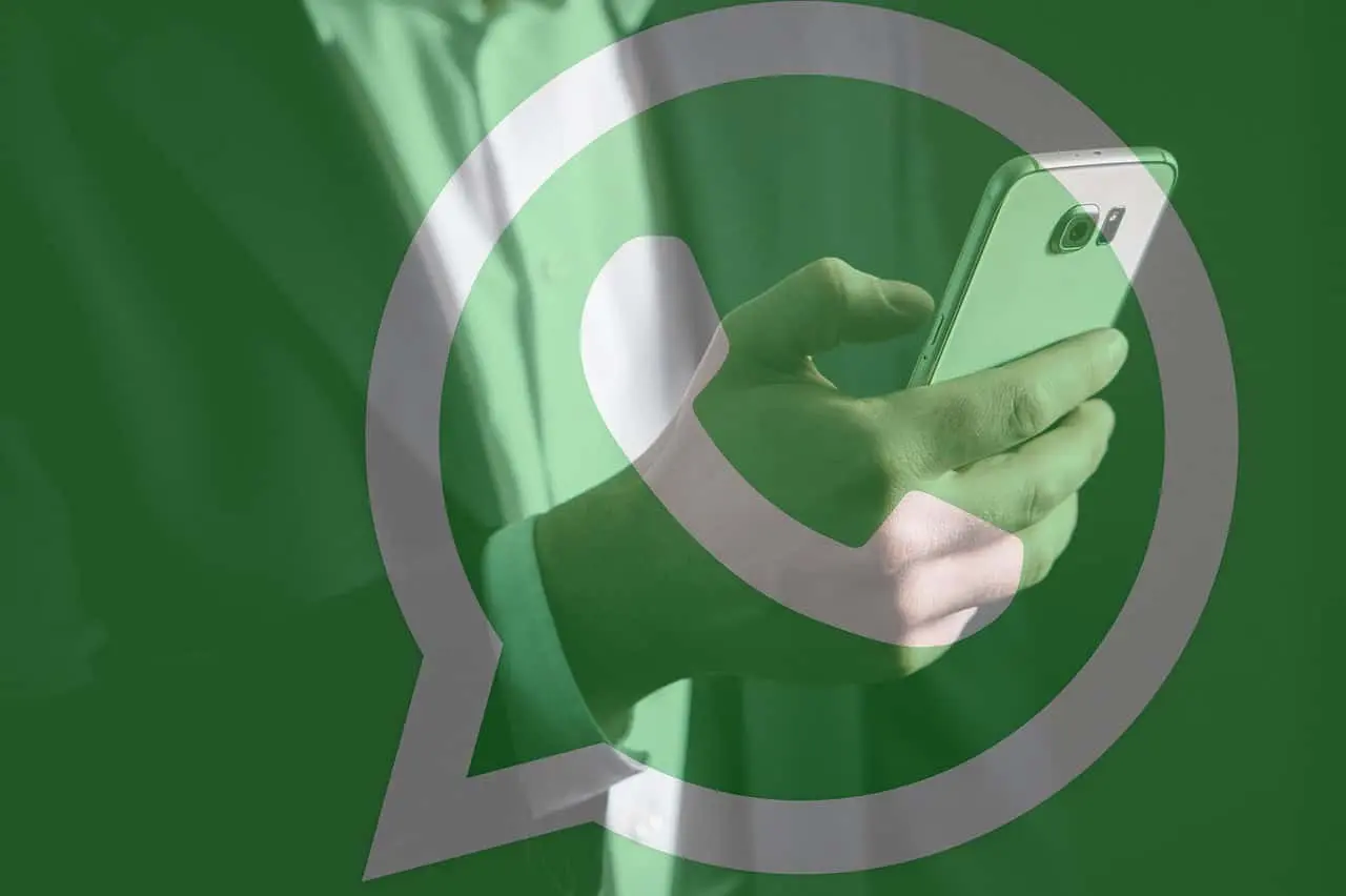 Hackeo de WhatsApp para fraudes. Fuente: Pixabay/Tumisu