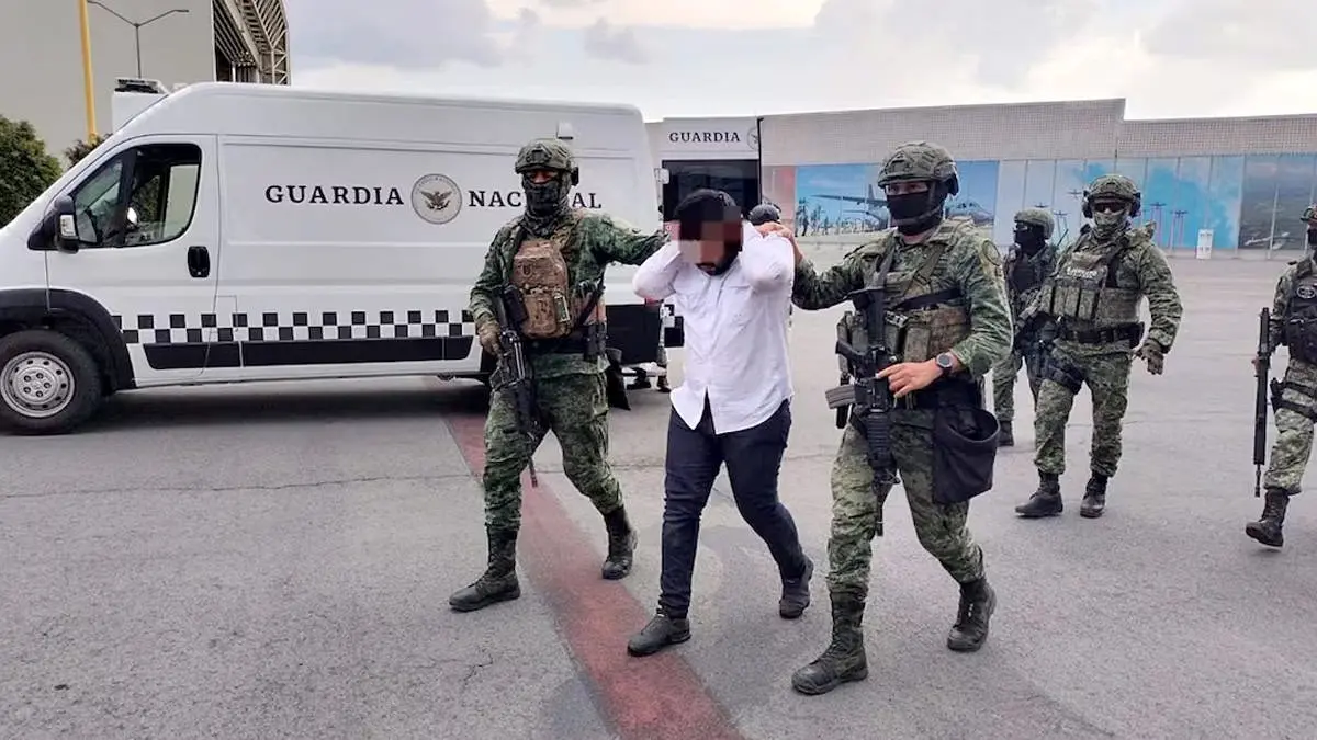 Culiacanazo: Cae operador cercano a “Los Chapitos”; Peso Pluma lo menciona en una canción