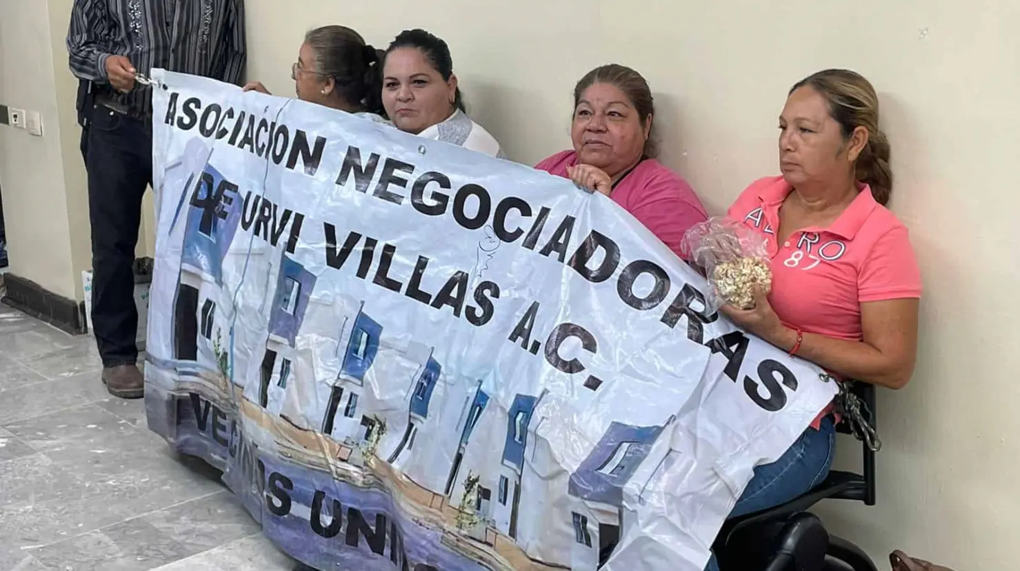 Buscan familias de Urbi Villa del Real en Cajeme regularizar viviendas