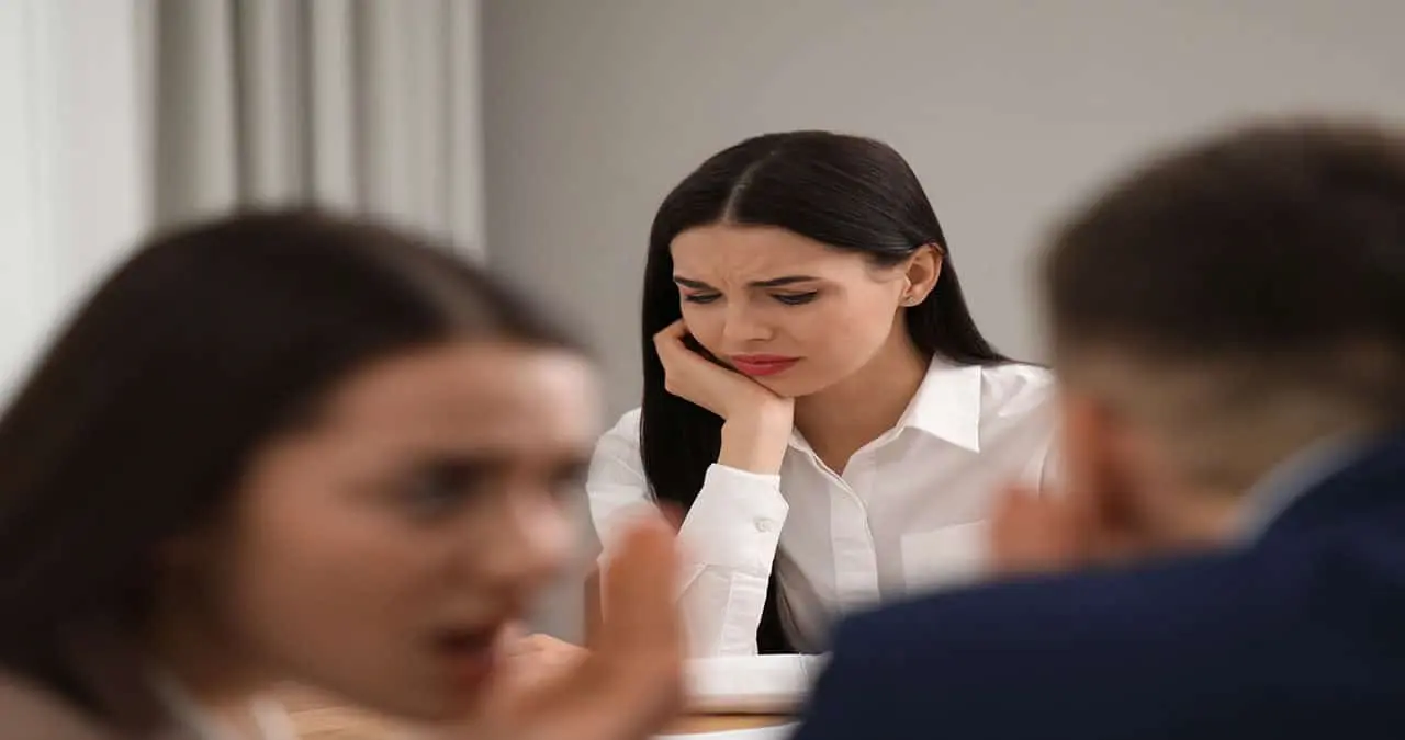 LFT: ¿Sufres acoso laboral? Estas son las normativas que te defienden