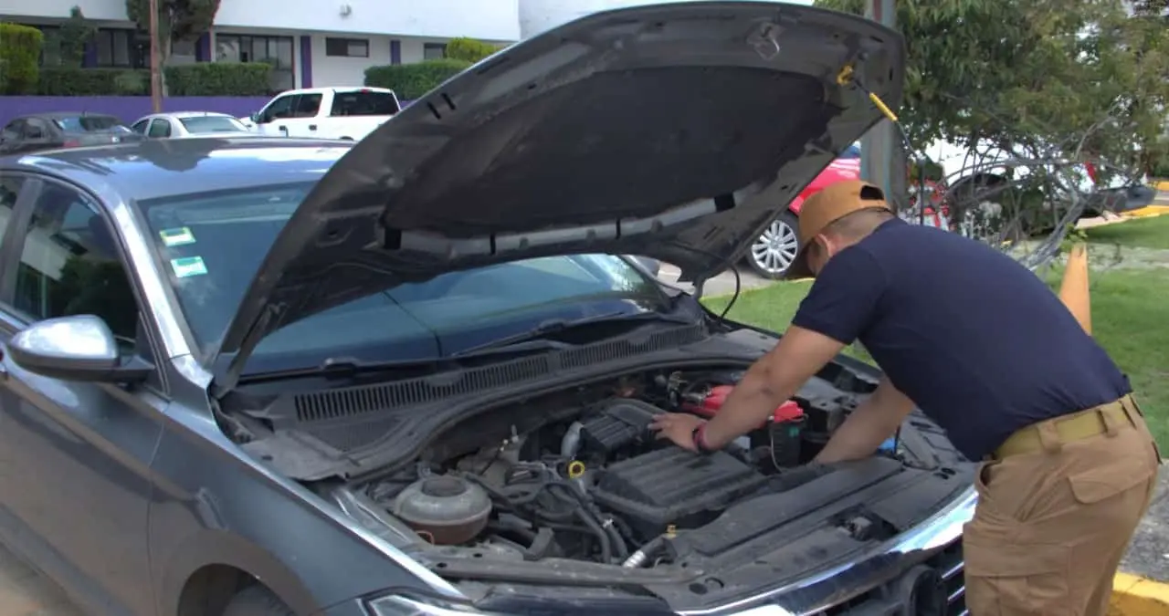 ¿Cómo saber si un automóvil fue chocado y reparado?